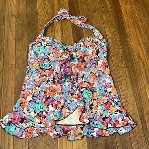 Floral tankini top